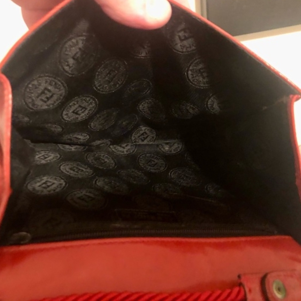 NWOT Fendi Vintage Red Embossed Logo Leather Crossbody Bag w/Cert Card - Picture 12 of 15